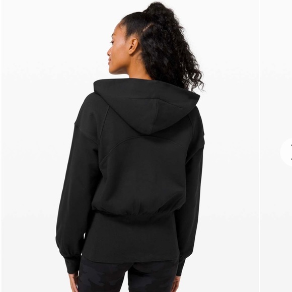 3/$100 Lululemon Hugged Waist Cotton Zip Hoodie Black size 6 - Picture 6 of 8